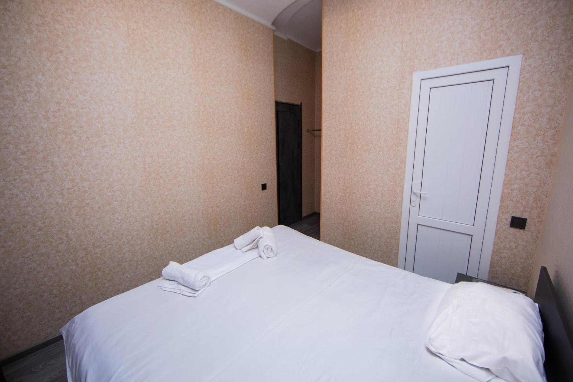 Centre Hotel-Hostel Jerevan Eksteriør bilde