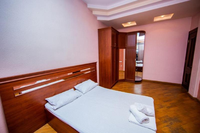 Centre Hotel-Hostel Jerevan Eksteriør bilde