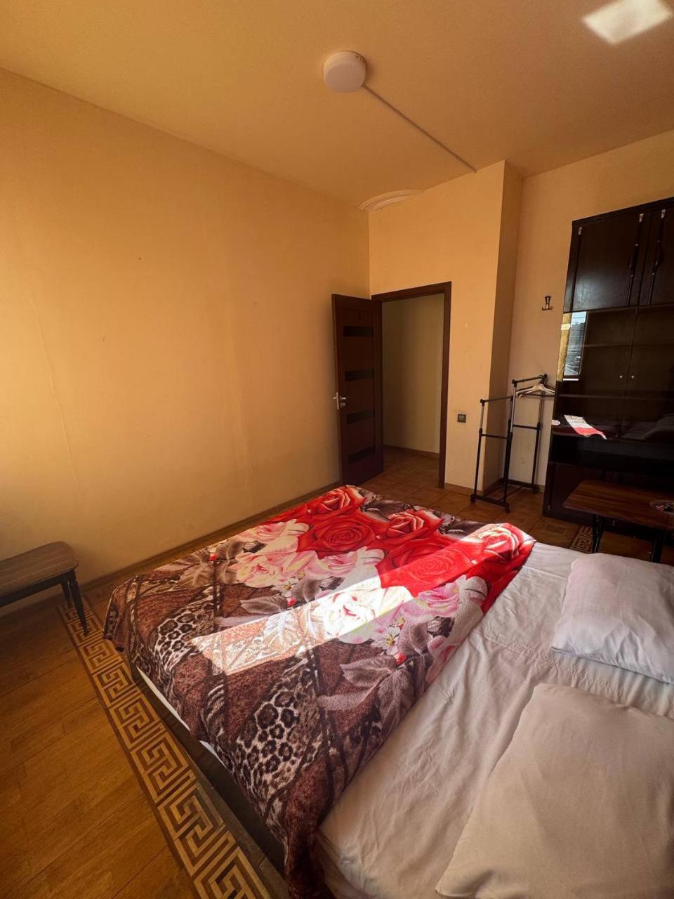 Centre Hotel-Hostel Jerevan Eksteriør bilde