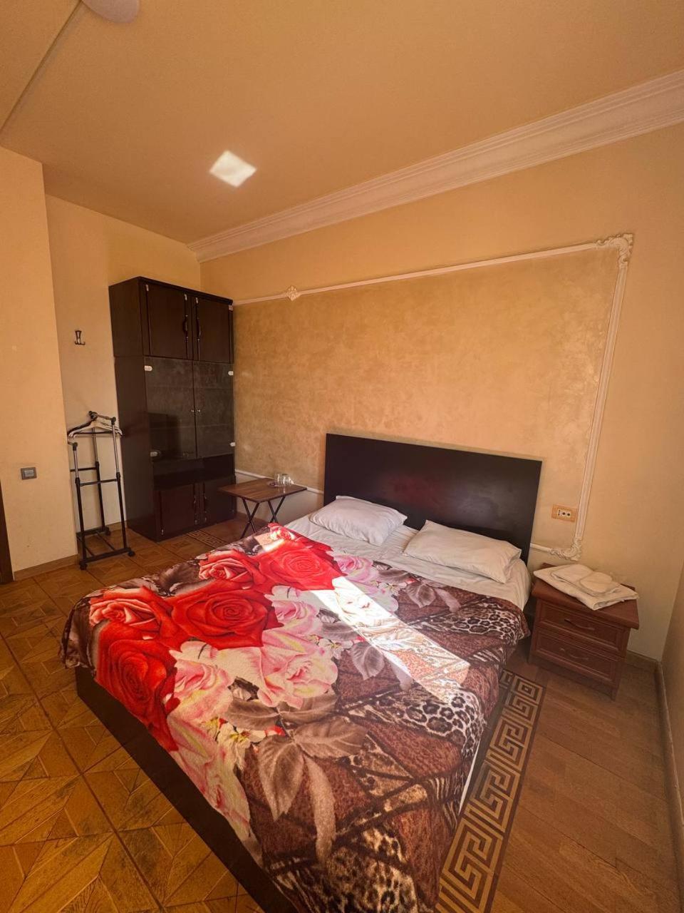 Centre Hotel-Hostel Jerevan Eksteriør bilde